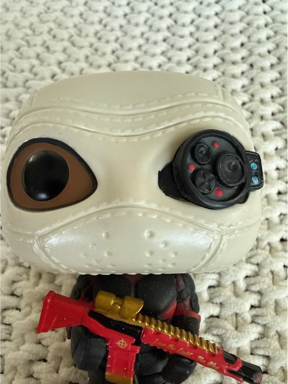 Funko Pop! Vinyl Figure - Deadpool with Mask and Red Gun